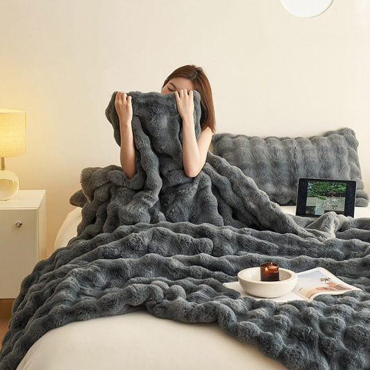 Weiche Fleecedecke, warm und wendbar